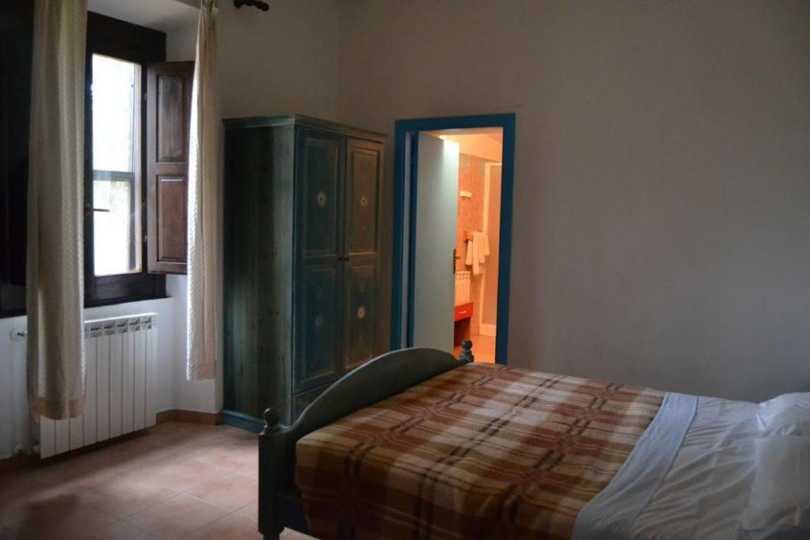 Agriturismo E Antica Fattoria Matteu Bed & Breakfast Teulada Exterior photo